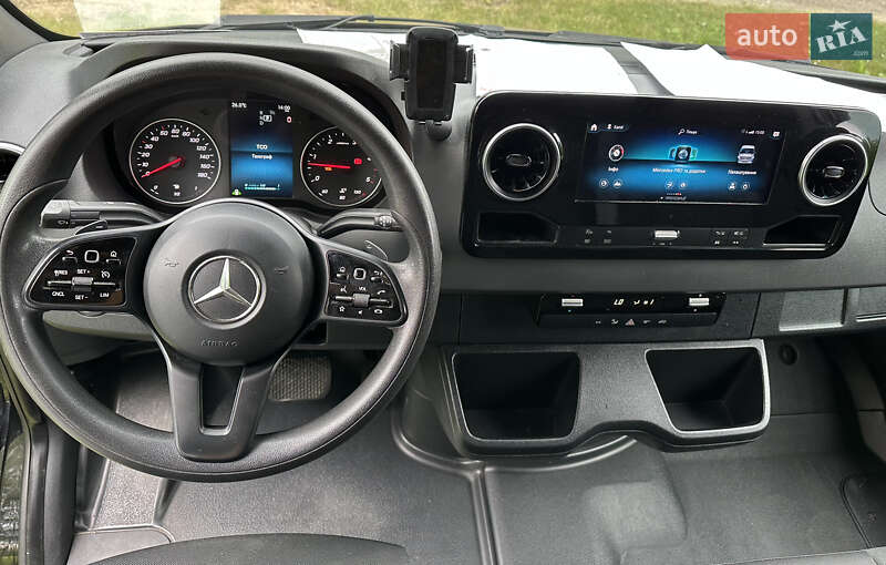 Грузопассажирский фургон Mercedes-Benz Sprinter 2020 в Кадубовцах
