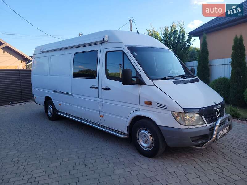 Mercedes-Benz Sprinter 2005
