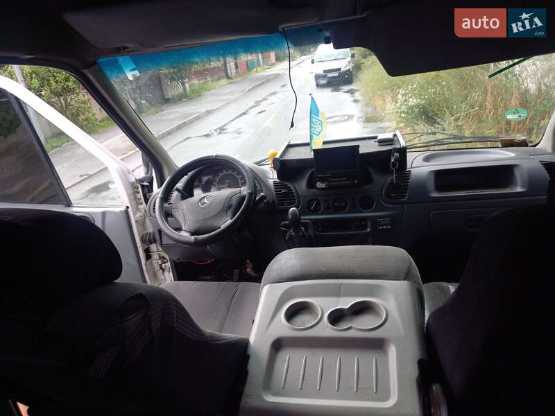 Вантажопасажирський фургон Mercedes-Benz Sprinter 2005 в Вінниці