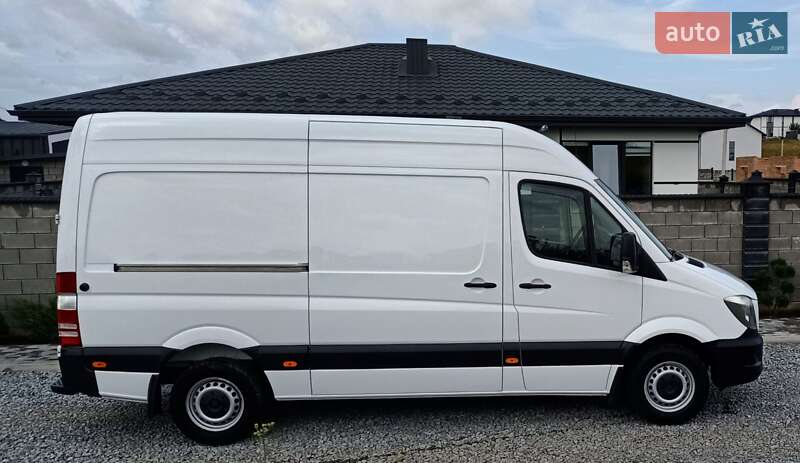 Грузовой фургон Mercedes-Benz Sprinter 2017 в Ровно