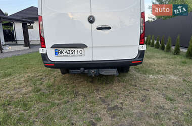 Грузовой фургон Mercedes-Benz Sprinter 2018 в 