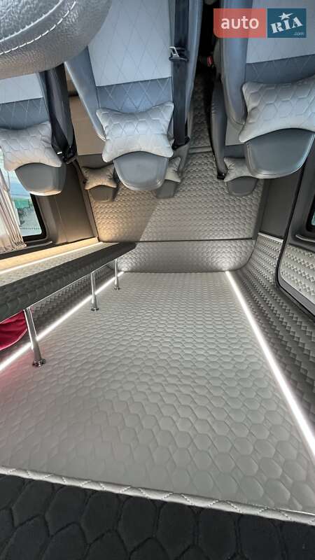 Мікроавтобус Mercedes-Benz Sprinter 2020 в Товсте