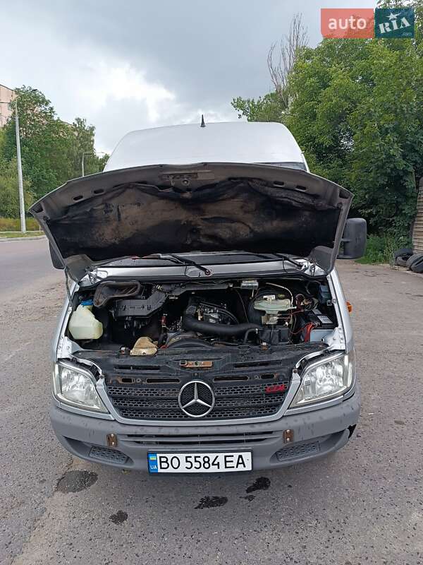 Вантажний фургон Mercedes-Benz Sprinter 2005 в Підволочиську