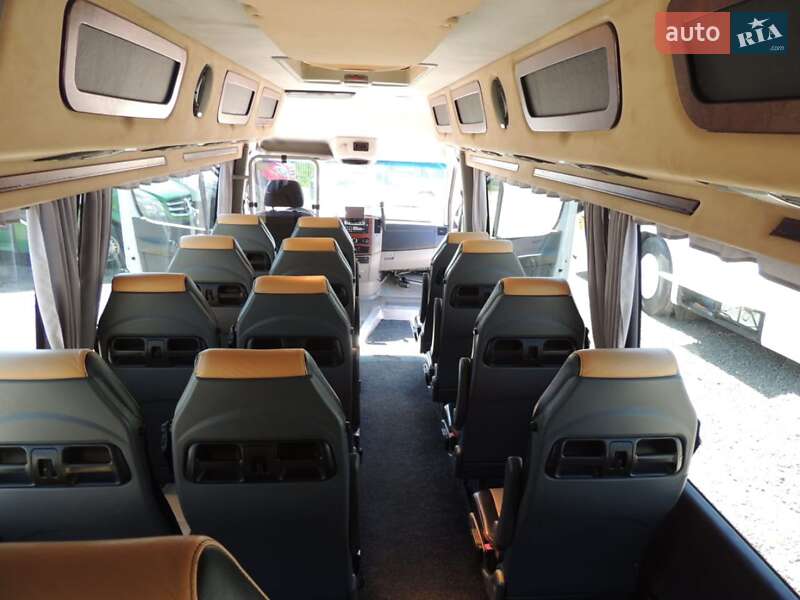 Туристичний / Міжміський автобус Mercedes-Benz Sprinter 2014 в Сумах