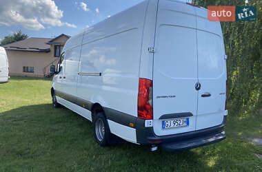 Грузовой фургон Mercedes-Benz Sprinter 2022 в 