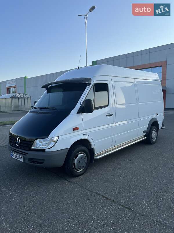 Mercedes-Benz Sprinter 2003