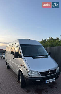 Вантажопасажирський фургон Mercedes-Benz Sprinter 2006 в Сарнах