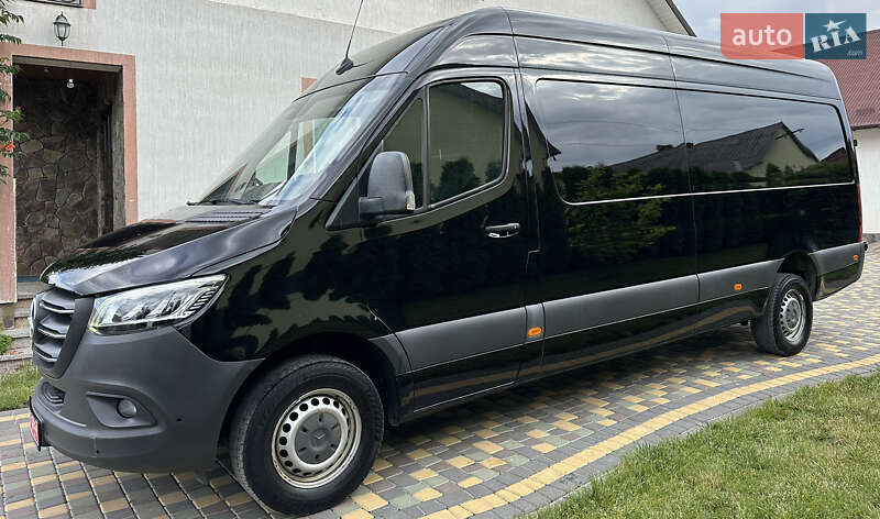 Грузопассажирский фургон Mercedes-Benz Sprinter 2020 в Кадубовцах