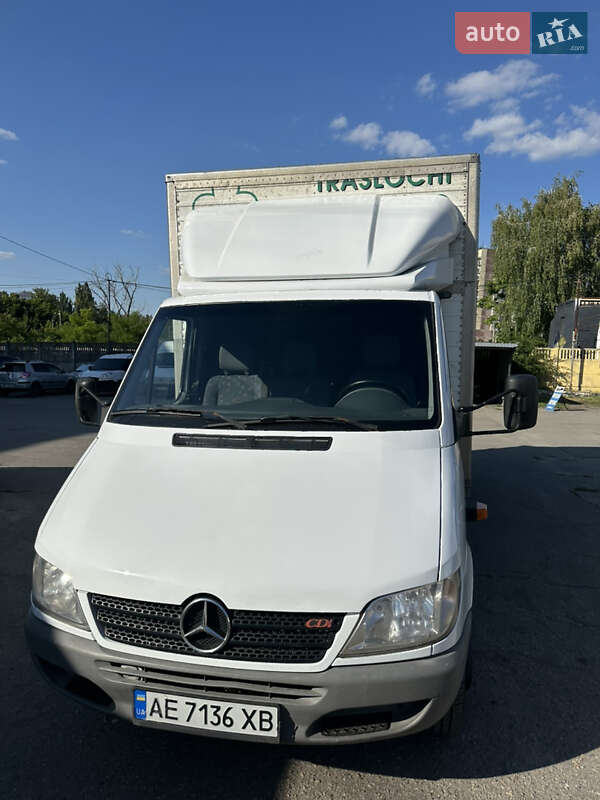 Грузовой фургон Mercedes-Benz Sprinter 2003 в Днепре