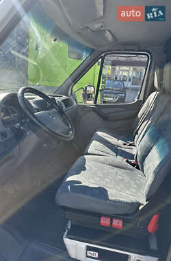 Грузовой фургон Mercedes-Benz Sprinter 2003 в 