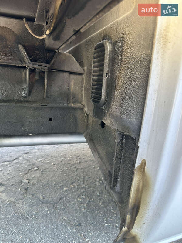 Грузовой фургон Mercedes-Benz Sprinter 2003 в Днепре