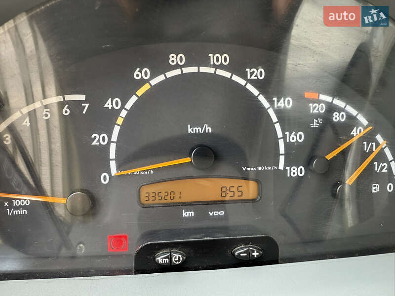 Микроавтобус Mercedes-Benz Sprinter 2005 в Хотине