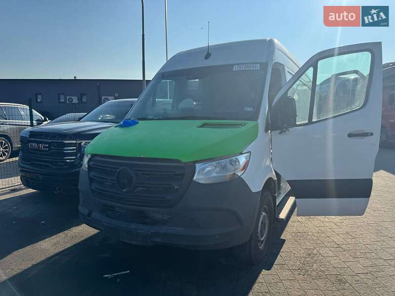 Грузовой фургон Mercedes-Benz Sprinter 2021 в Львове