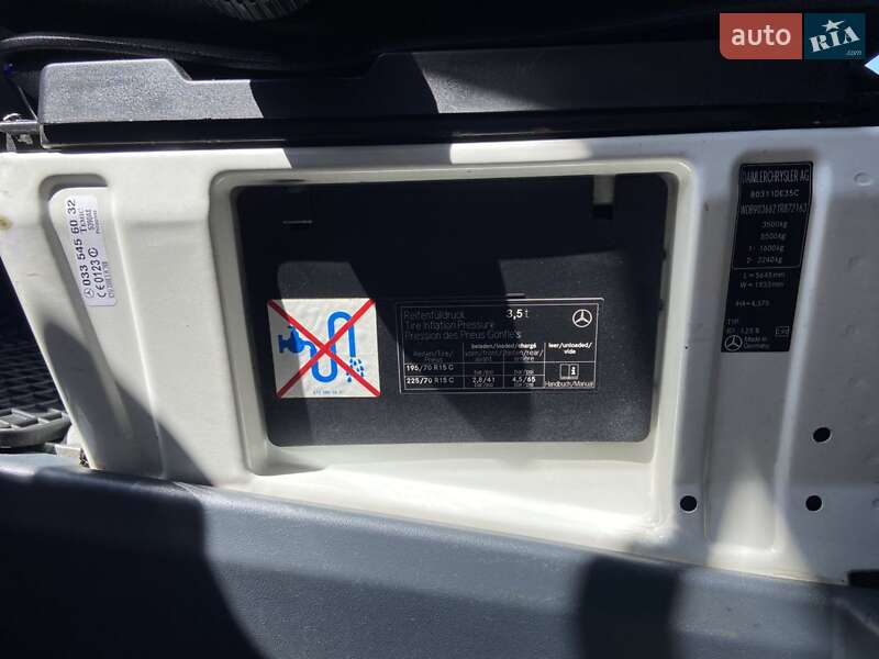 Микроавтобус Mercedes-Benz Sprinter 2005 в Калуше