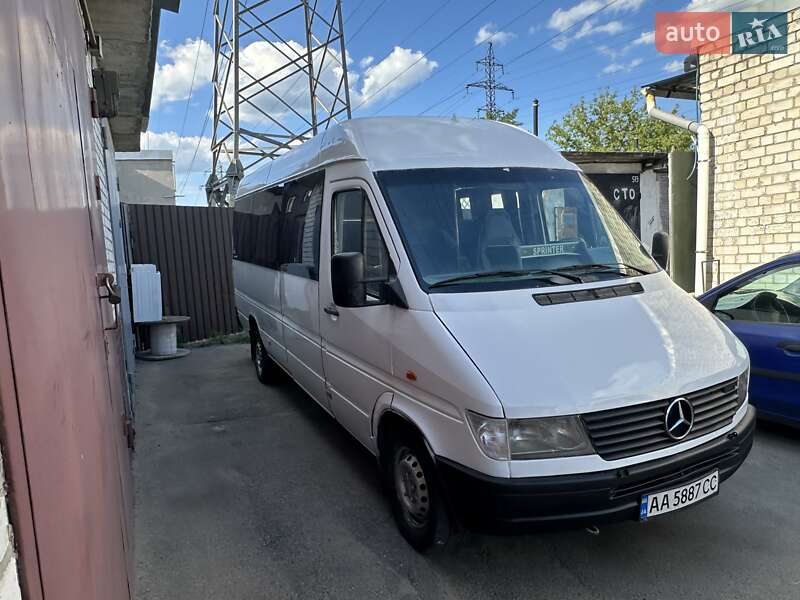 Микроавтобус Mercedes-Benz Sprinter 1998 в Киеве