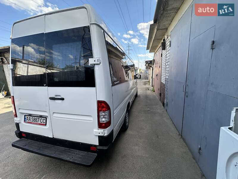 Микроавтобус Mercedes-Benz Sprinter 1998 в Киеве
