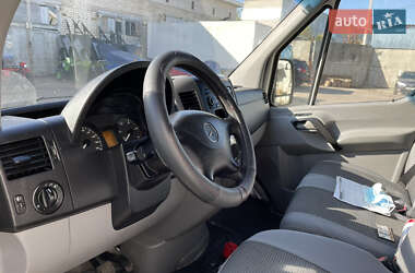 Грузовой фургон Mercedes-Benz Sprinter 2010 в 