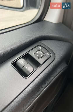 Грузовой фургон Mercedes-Benz Sprinter 2020 в 
