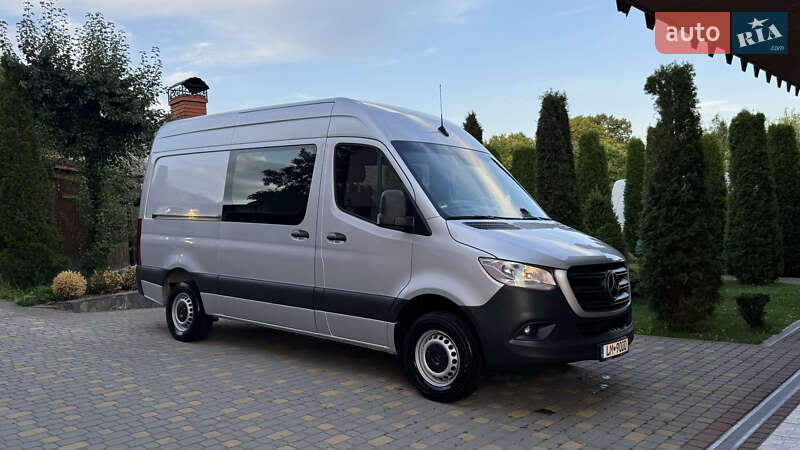Грузовой фургон Mercedes-Benz Sprinter 2022 в Сваляве фото 13 Грузовой фургон Mercedes-Benz Sprinter 2022 в Сваляве
