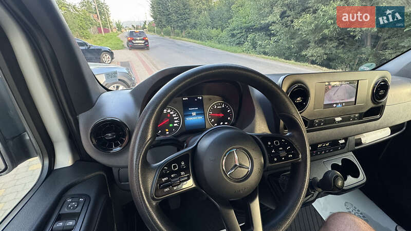 Грузовой фургон Mercedes-Benz Sprinter 2022 в Сваляве фото 132 Грузовой фургон Mercedes-Benz Sprinter 2022 в Сваляве