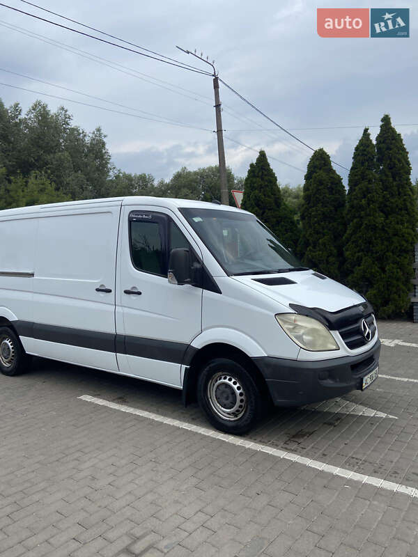 Грузовой фургон Mercedes-Benz Sprinter 2008 в Луцке фото 2 Грузовой фургон Mercedes-Benz Sprinter 2008 в Луцке
