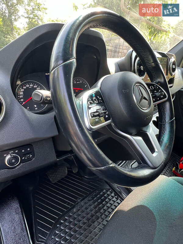 Грузовой фургон Mercedes-Benz Sprinter 2022 в Черновцах