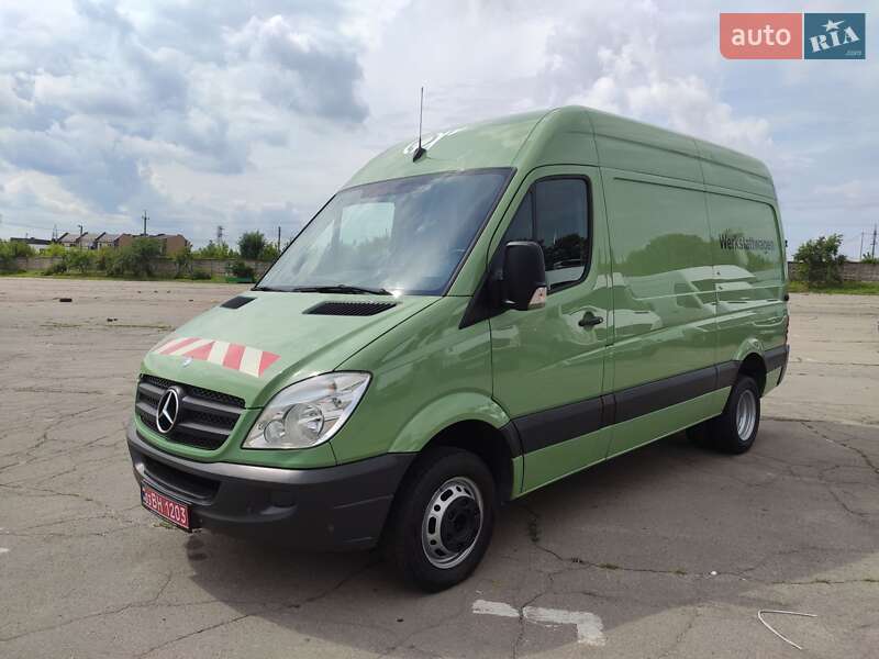 Грузовой фургон Mercedes-Benz Sprinter 2011 в Ровно