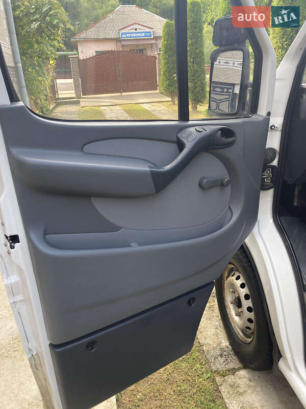 Мікроавтобус Mercedes-Benz Sprinter 2002 в Ужгороді