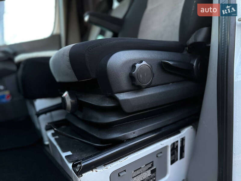 Мікроавтобус Mercedes-Benz Sprinter 2017 в Івано-Франківську фото 15 Мікроавтобус Mercedes-Benz Sprinter 2017 в Івано-Франківську