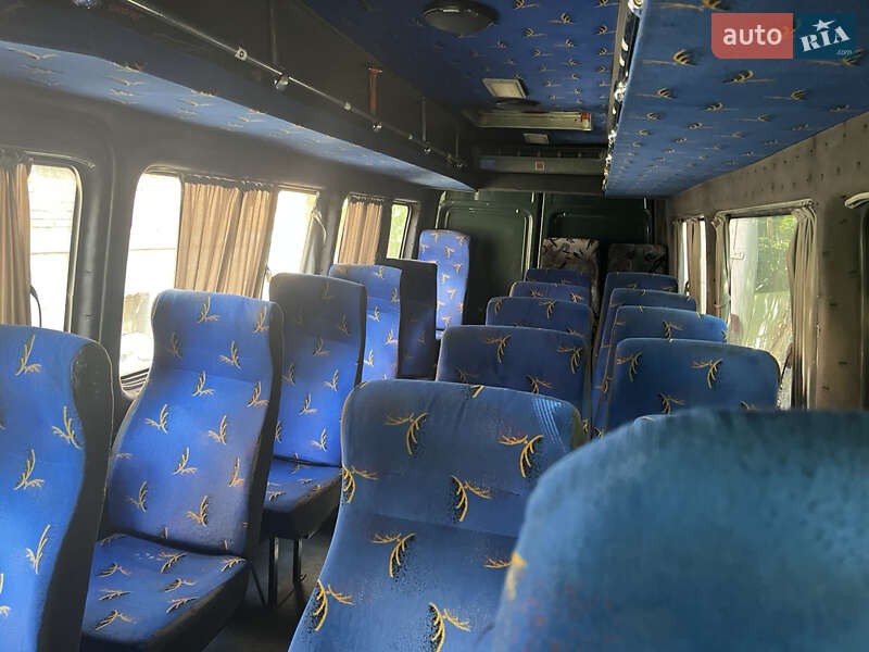 Пригородный автобус Mercedes-Benz Sprinter 2000 в Умани