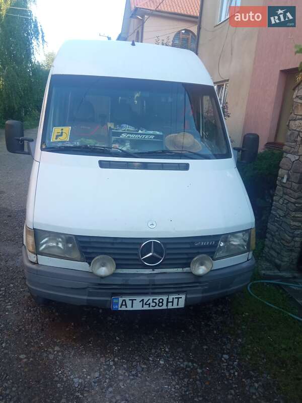 Микроавтобус Mercedes-Benz Sprinter 1999 в Черновцах фото 2 Микроавтобус Mercedes-Benz Sprinter 1999 в Черновцах