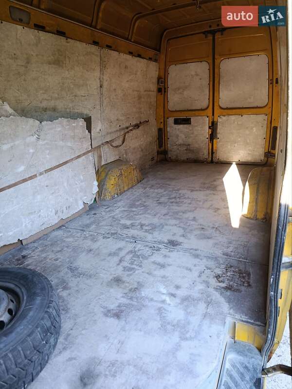 Грузовой фургон Mercedes-Benz Sprinter 2004 в Ирпене