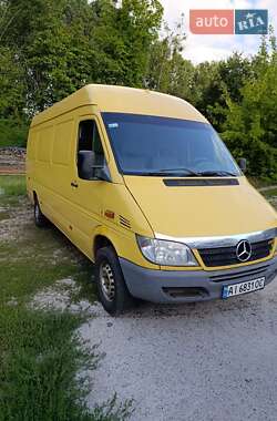 Вантажний фургон Mercedes-Benz Sprinter 2004 в  фото 8 Вантажний фургон Mercedes-Benz Sprinter 2004 в