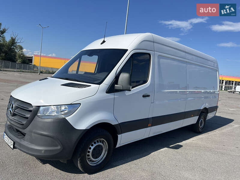 Грузовой фургон Mercedes-Benz Sprinter 2019 в Черновцах