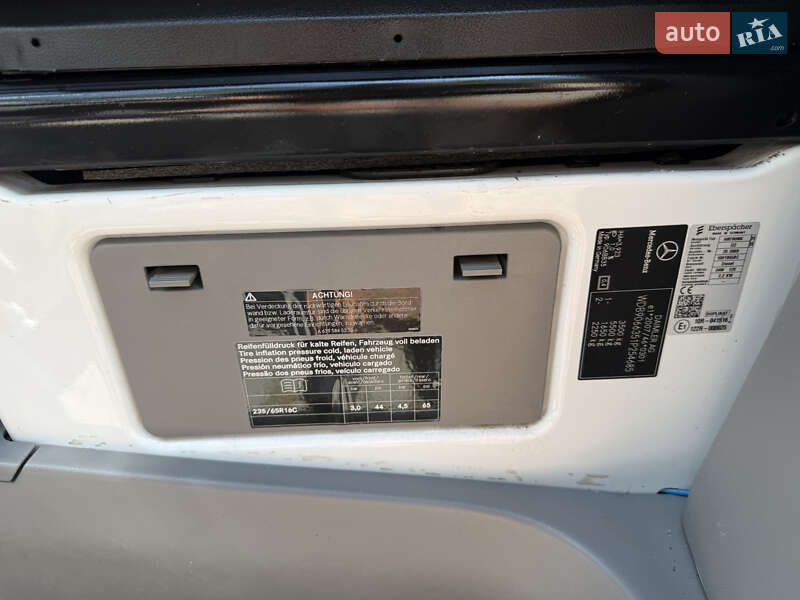 Вантажний фургон Mercedes-Benz Sprinter 2016 в Вінниці