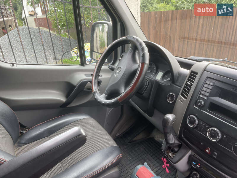 Мікроавтобус Mercedes-Benz Sprinter 2006 в Ужгороді фото 5 Мікроавтобус Mercedes-Benz Sprinter 2006 в Ужгороді