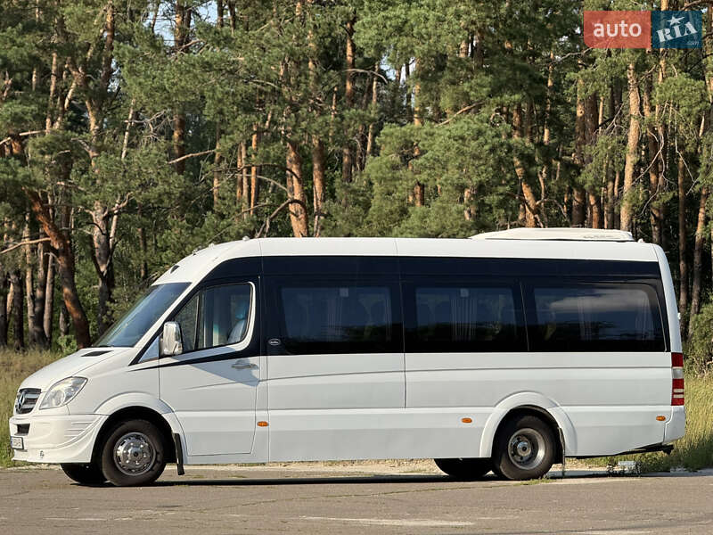 Туристический / Междугородний автобус Mercedes-Benz Sprinter 2010 в Киеве