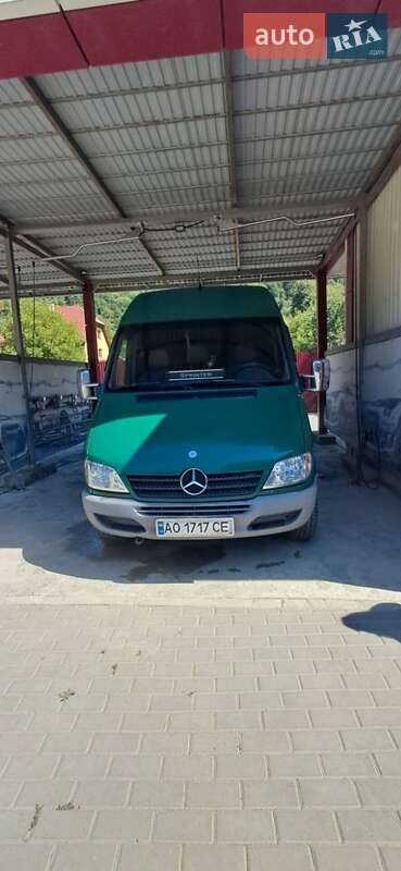 Mercedes-Benz Sprinter 2003