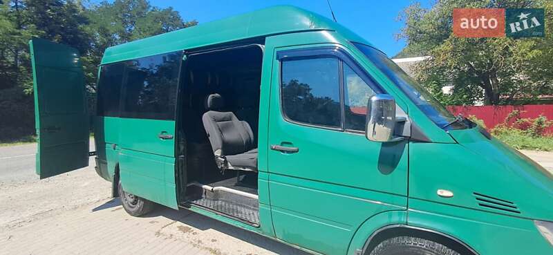 Микроавтобус Mercedes-Benz Sprinter 2003 в Рахове