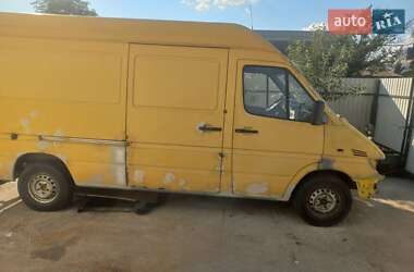 Грузовой фургон Mercedes-Benz Sprinter 2003 в 