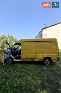 Грузовой фургон Mercedes-Benz Sprinter 1998 в 