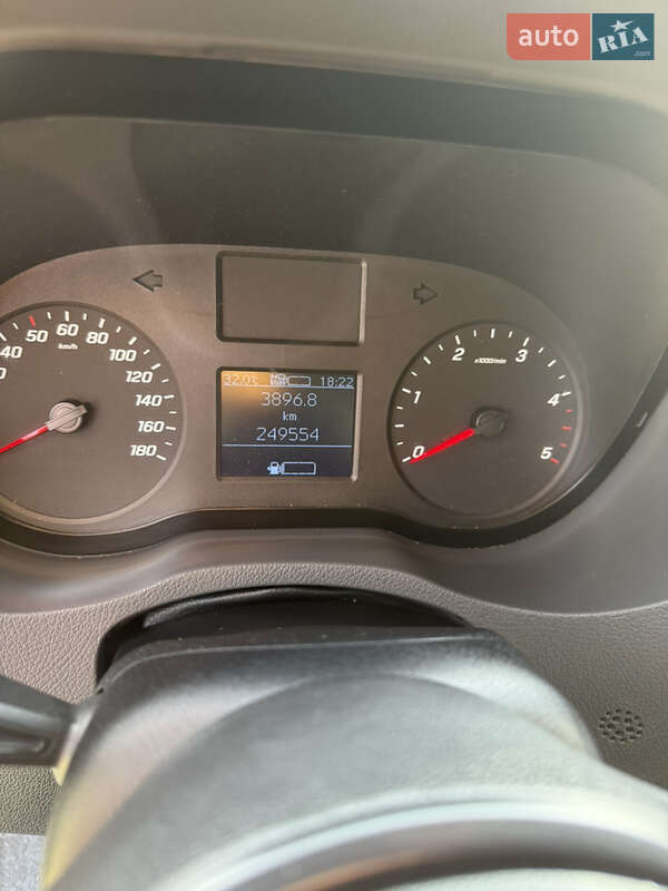 Вантажний фургон Mercedes-Benz Sprinter 2019 в Дубні