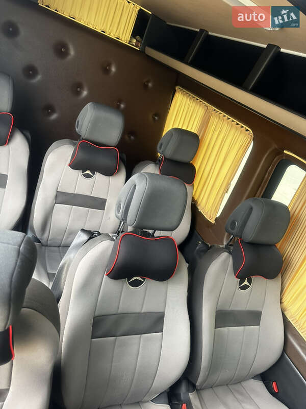 Микроавтобус Mercedes-Benz Sprinter 2016 в Нововолынске