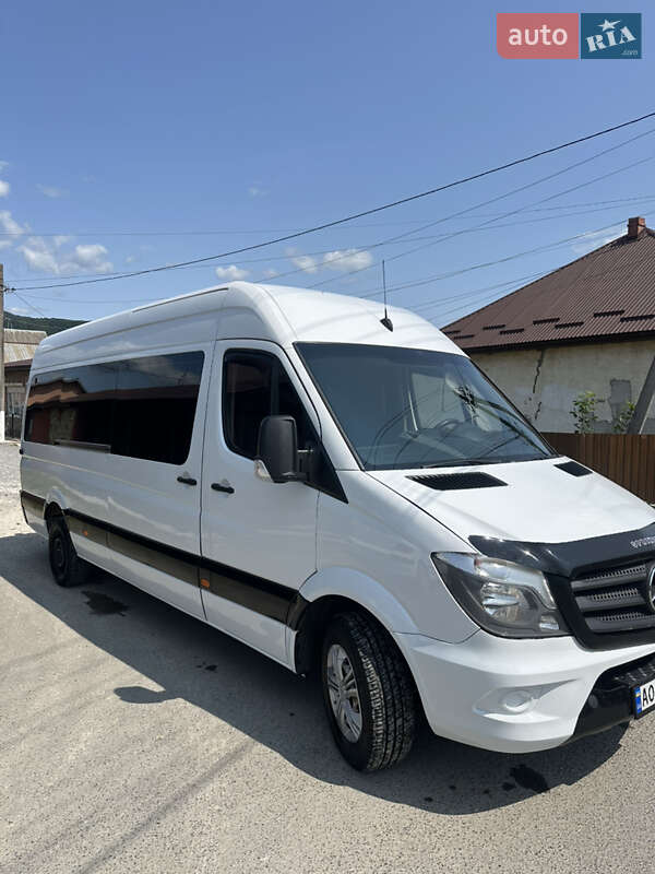 Микроавтобус Mercedes-Benz Sprinter 2017 в Иршаве фото 3 Микроавтобус Mercedes-Benz Sprinter 2017 в Иршаве