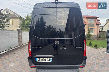Грузовой фургон Mercedes-Benz Sprinter 2022 в 