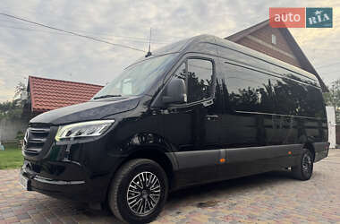 Грузовой фургон Mercedes-Benz Sprinter 2022 в 
