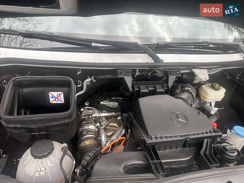 Автовоз Mercedes-Benz Sprinter 2021 в Киеве