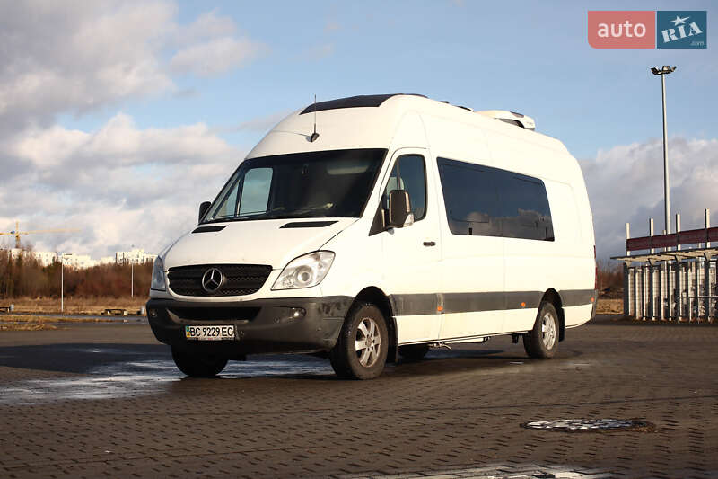 Будинок на колесах Mercedes-Benz Sprinter 2007 в Львові
