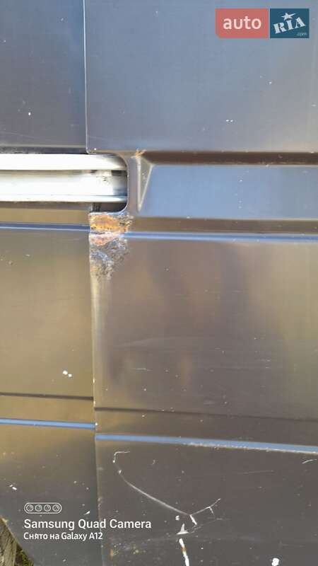 Вантажопасажирський фургон Mercedes-Benz Sprinter 1998 в Чернівцях