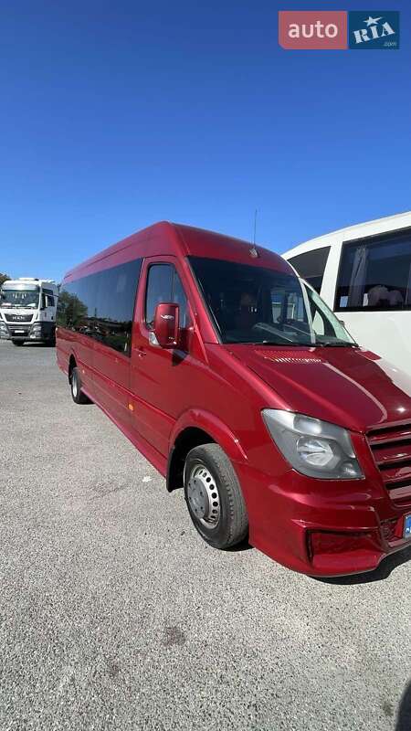 Mercedes-Benz Sprinter 2011